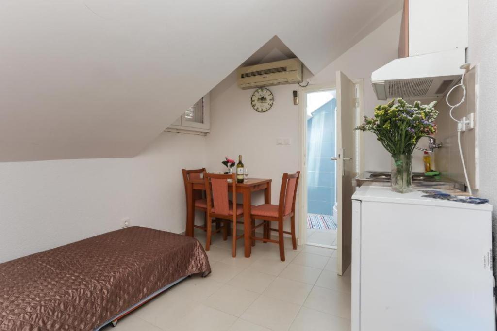 City Center Apartment Larica Dubrovnik Bagian luar foto